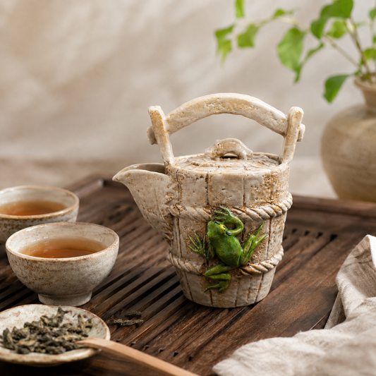 Frog Basket Teapot